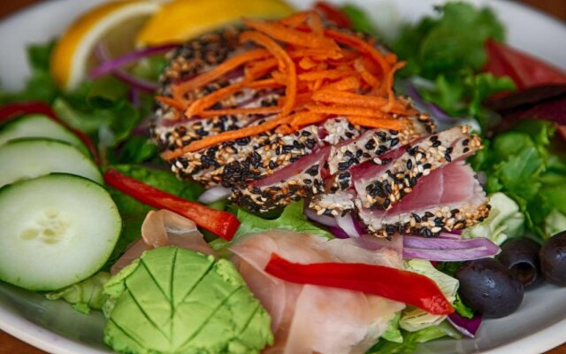 Seacliff Inn Aptos, Tapestry Collection by Hilton