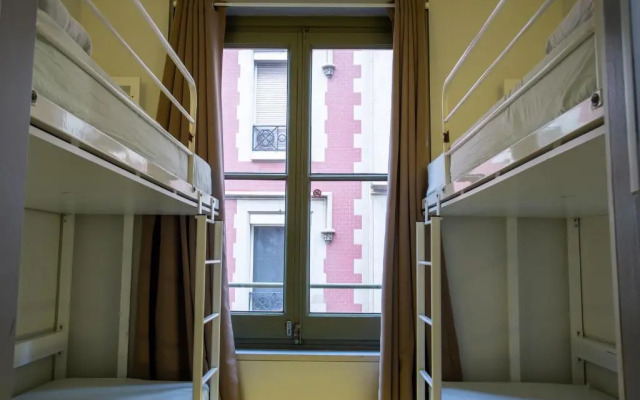 Urbany Hostel BCN GO!