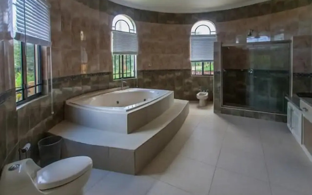 Milbrooks Villa and Retreat