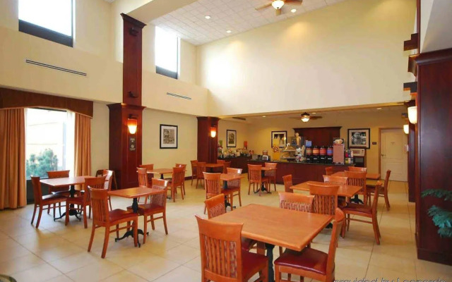 Hampton Inn & Suites Lamar