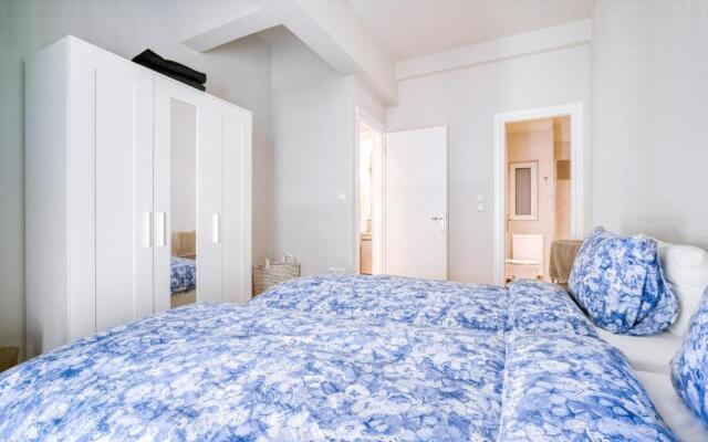 Lovely Sunlit Central Athens 2 Bedroom 2 Bathroom Condo