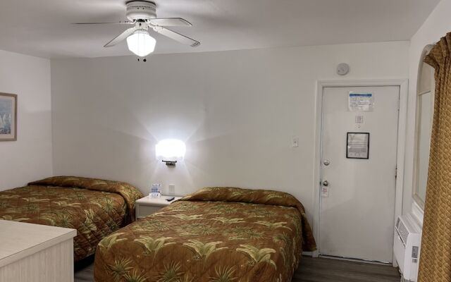 Riviera Resorts & Suites