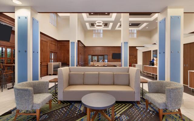 Holiday Inn Express & Suites Mt. Pleasant by IHG