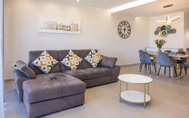 Horizon Suites by the Sea