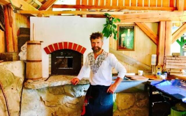 Mountain Lodge Petrovo Brdo