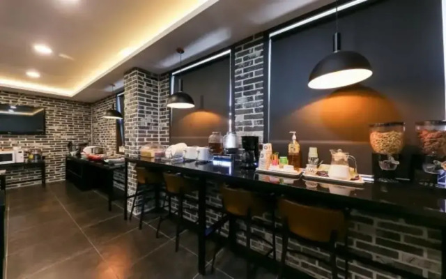 Cheongju Rubino Hotel