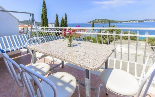 Milans - 25m From the Beach - A4