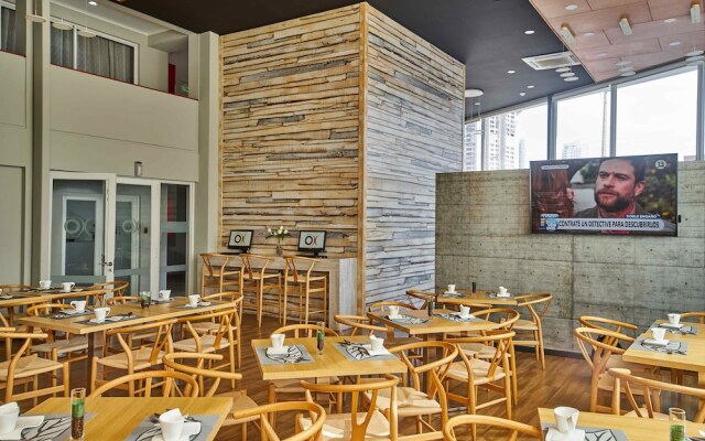 Hotel Espacio Ox & Convention Center