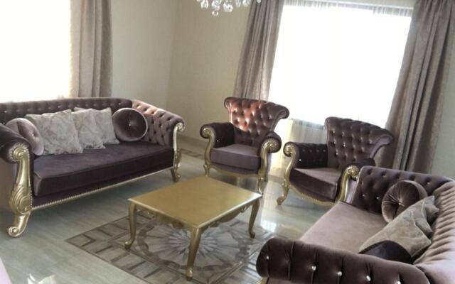 Lesya Apartment with Terrace