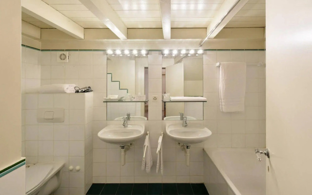 L'HÔTEL by Hostellerie du Château