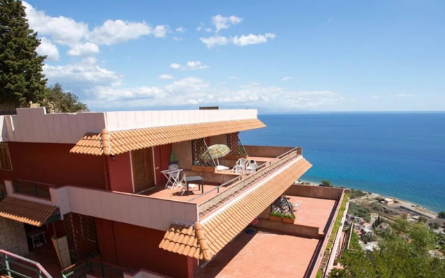Residence Letojanni