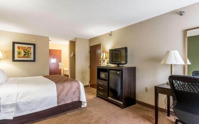 Quality Inn & Suites Clemmons I-40