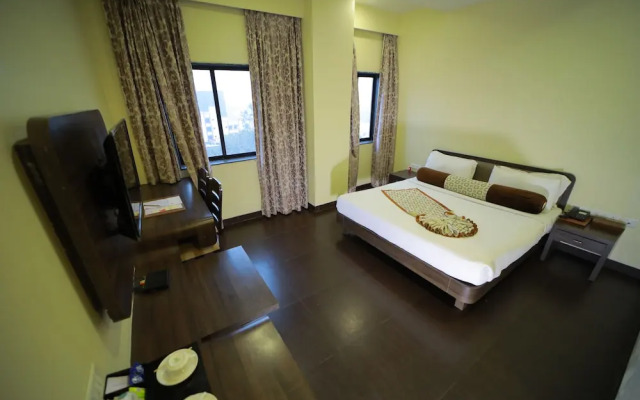 Vijaya Tej Clarks Inn