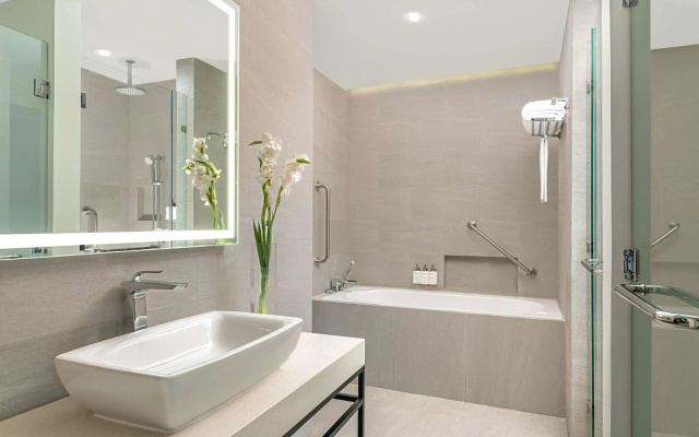 Park Inn By Radisson Bacolod