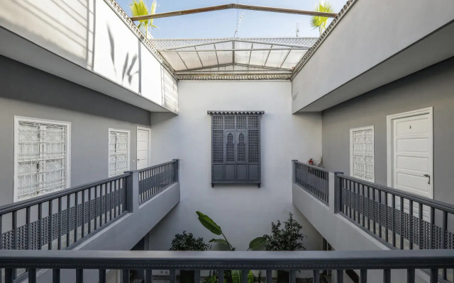Riad Awatif 36