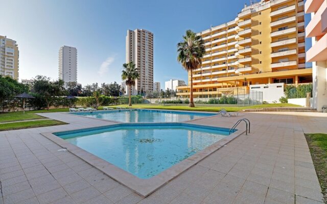 Praia DA Rocha Central With Pool by Homing