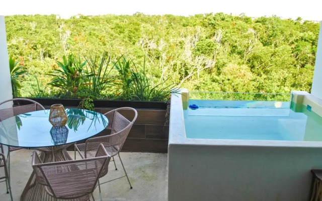 Celestial Penthouse with Private Jacuzzi