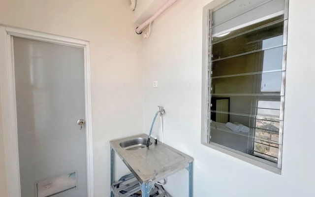 Strategic 2Br Apartment Near Its Campus At Dian Regency