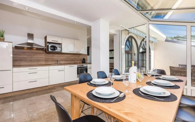 Amazing Home in Matulji With Wifi and 8 Bedrooms