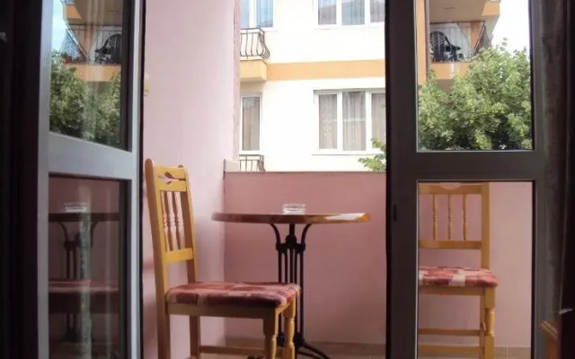 Guest House Villa Roza