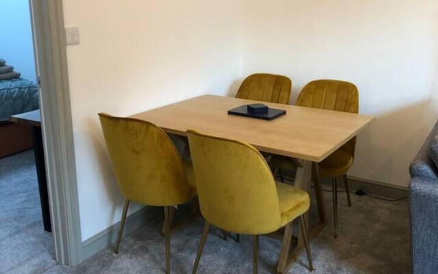 Smithy Bungalow, Free Private Parking
