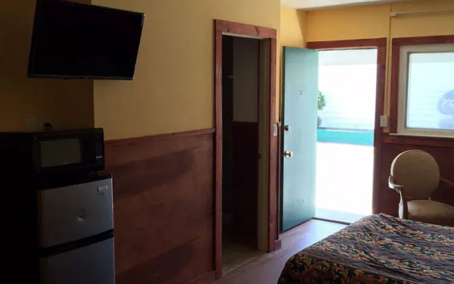 Budget Inn