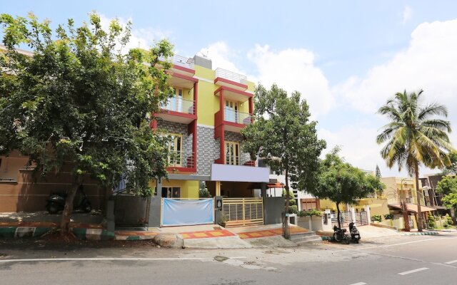 OYO 9414 Golden Nest