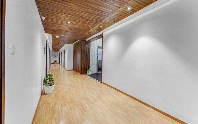 Upar Hotels - T Nagar