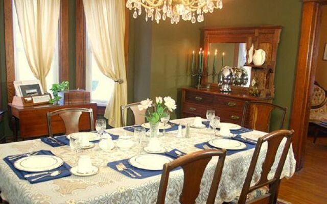 The Red Coat Bed & Breakfast