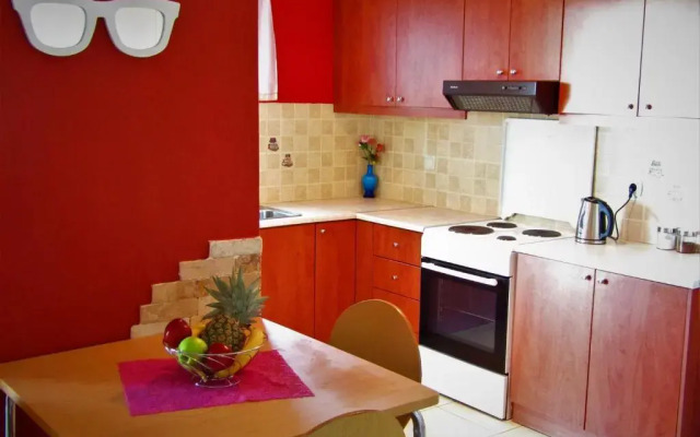 Aristos Apartments & Suites