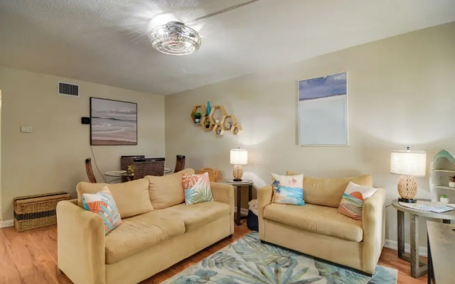Largo Vacation Rental Home w/ Large Yard!