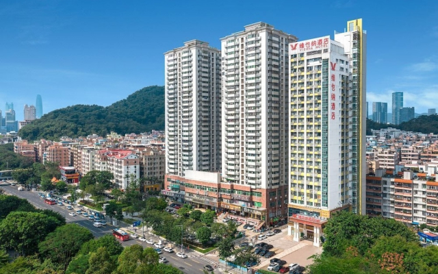 Vienna Hotel Shenzhen Luohu port