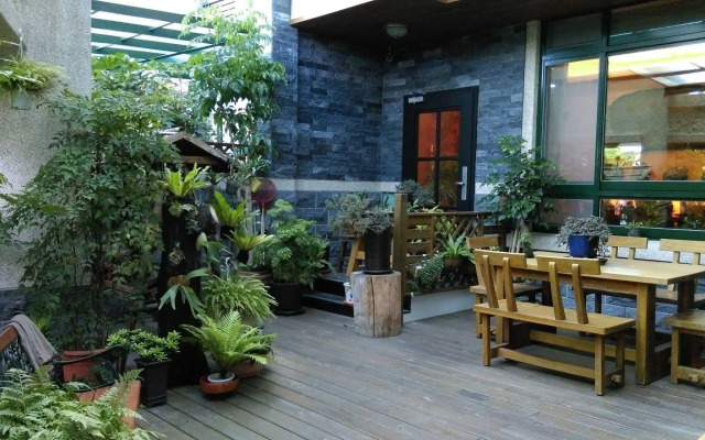 Qing Jing Ze Bed & Breakfast