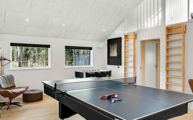 5 Star Holiday Home in Dronningmolle