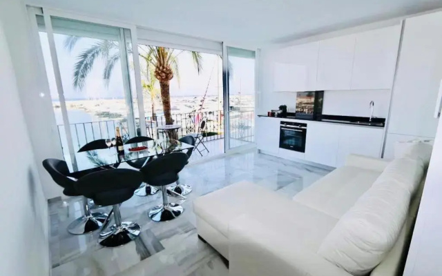 First Line Puerto Banus Harbour, 3 bedroom Luxury Apartment, Marbella