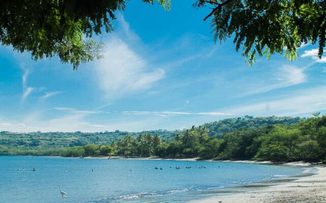 Papagayo Golden Palms Beachfront Hotel