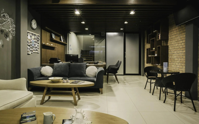 TIRAS Patong Beach Hotel