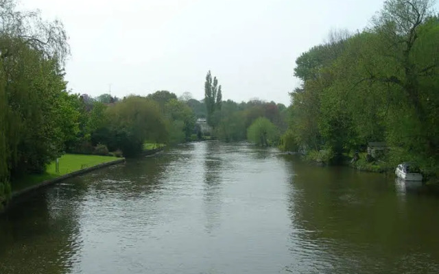 Weir View House Guest Accommodation