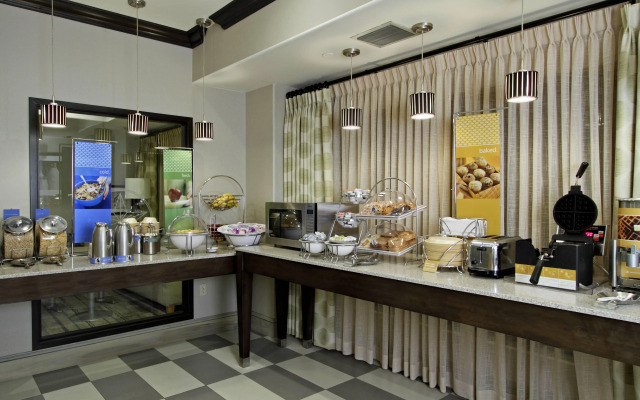 Hampton Inn Austin/Airport Area South