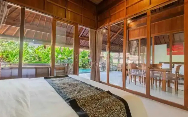Sari Bungalow