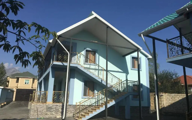 Emerald House Gabala