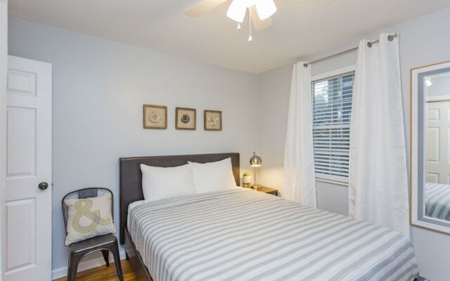 Quaint Music City Bungalow Retreat