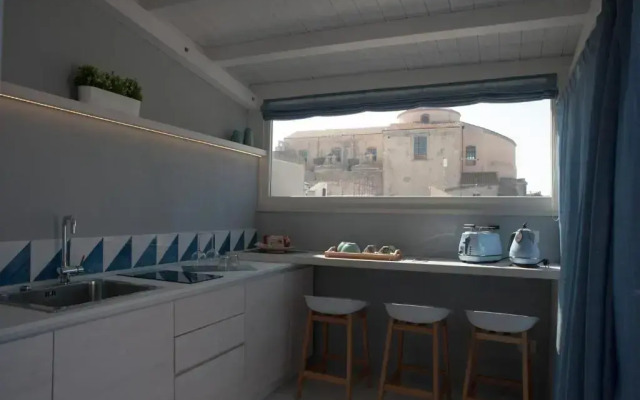 4 Elements Boutique Home