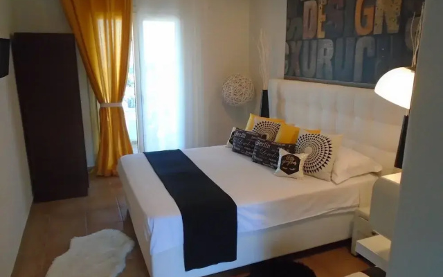 Machi Rooms