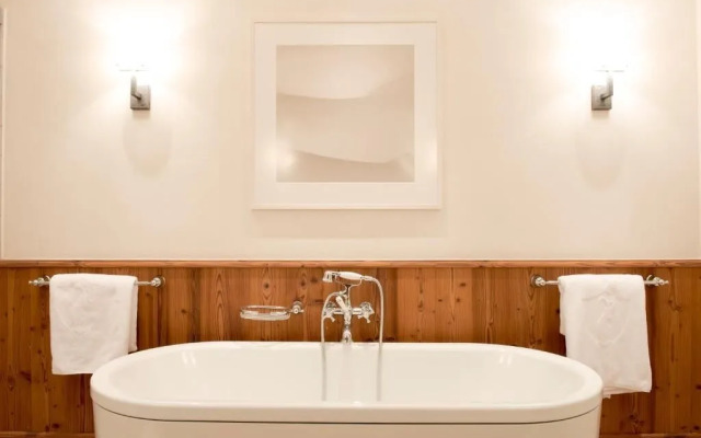 Lech Lodge - LEGENDARY