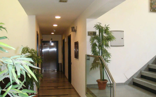 Shreyans Inn