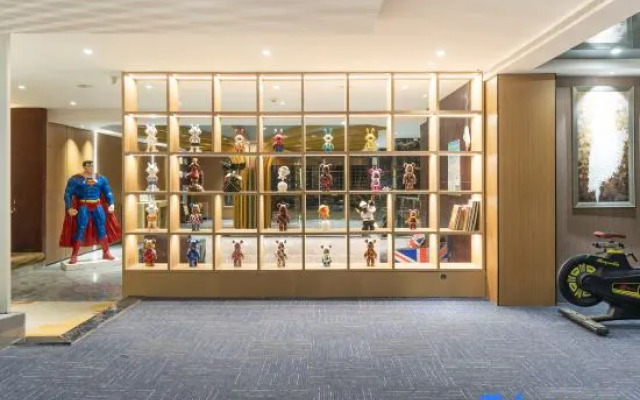 Waiting Hotel (Jingdezhen People's Square)