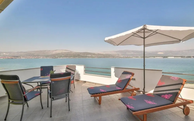 Beautiful Home in Trogir With Jacuzzi, Wifi and 1 Bedrooms