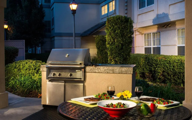 Residence Inn By Marriott Pleasanton