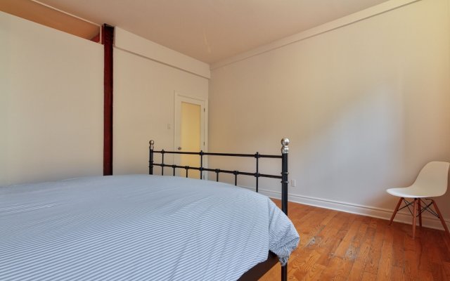 Gorgeous 3BR Right Downtown Montreal